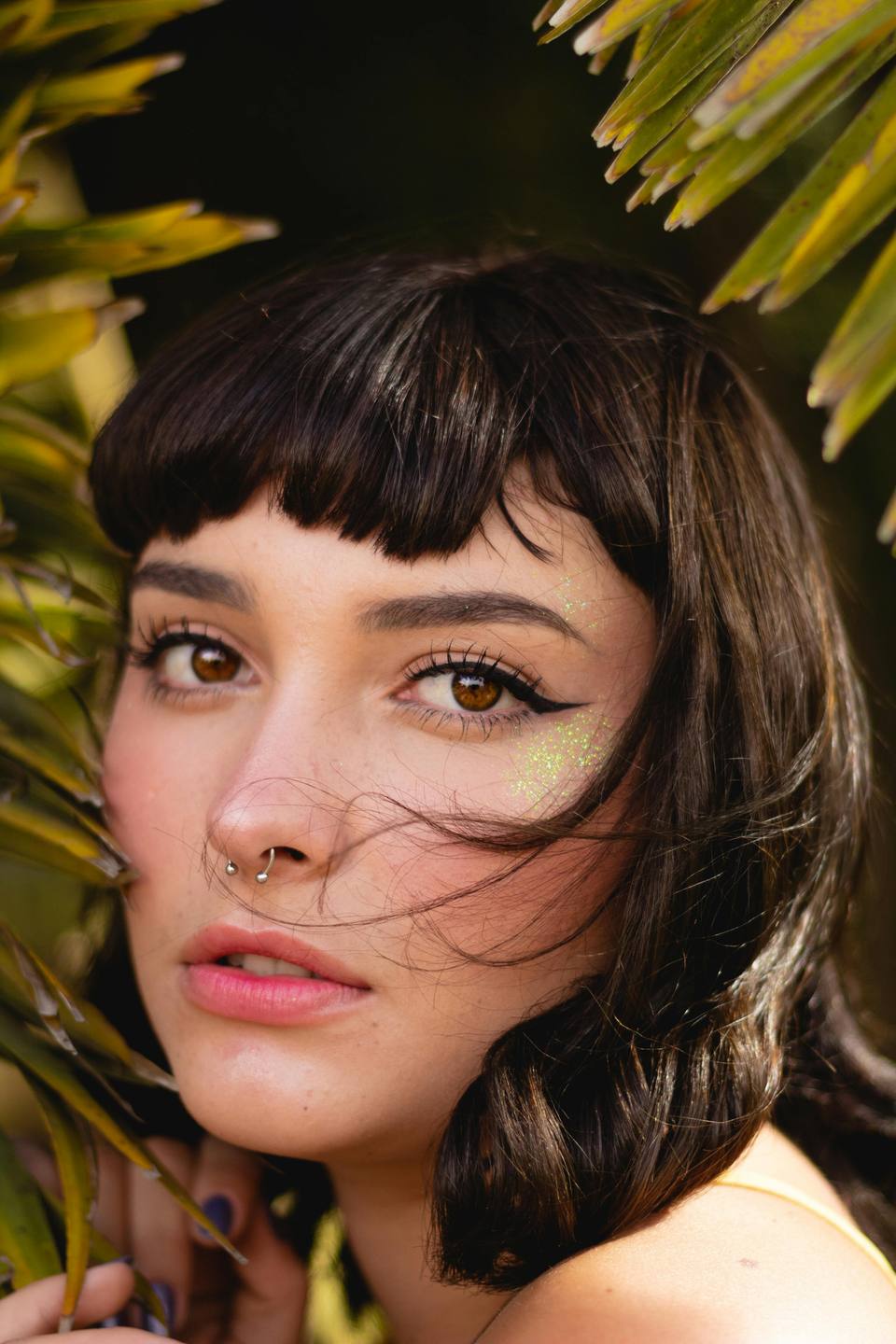 https://www.example.com/factors-affecting-income-permanent-makeup.jpg